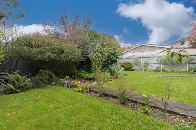 28a Birdwood Avenue Beckenham_15