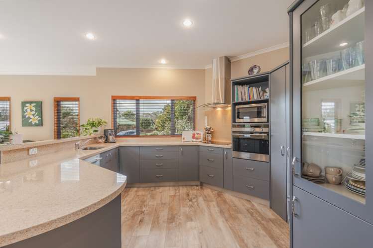 33 Cashmere Drive Fitzherbert_3