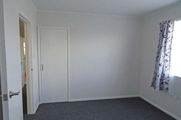 65 Hobart Crescent Wattle Downs_10