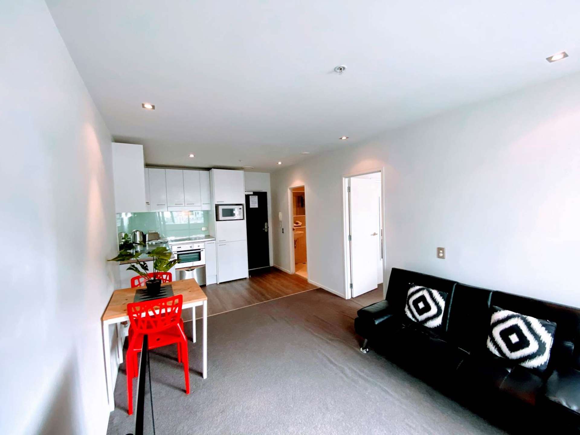 7H/16 Gore Street City Centre_0