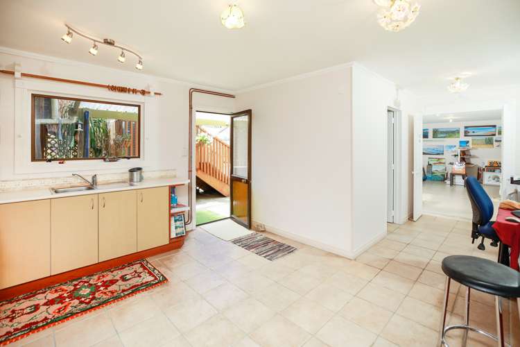 39 River Road Paeroa_11