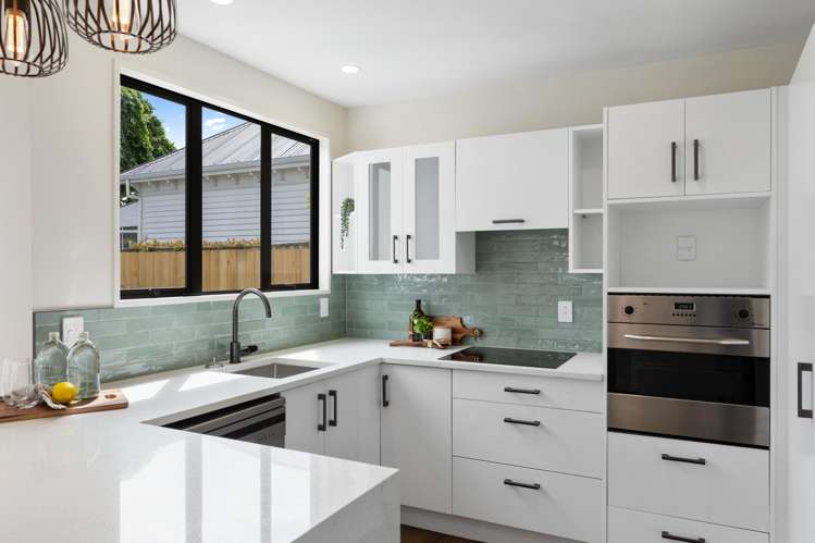 1A Trist Place Edgeware_5