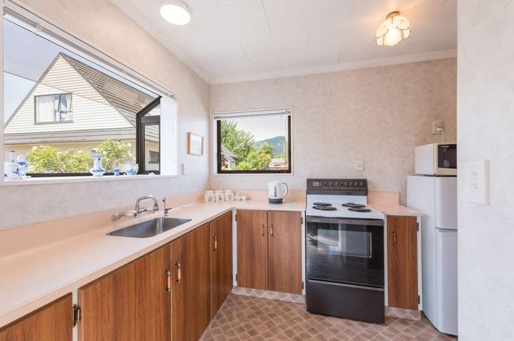 2/14 Black Street Stoke_10