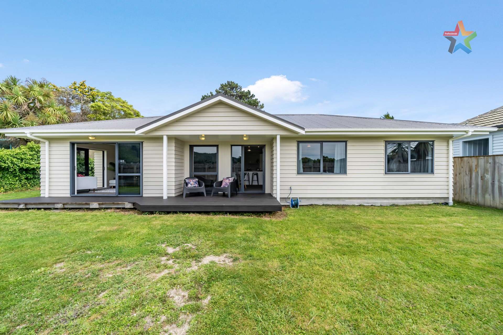24a Wainuiomata Road Wainuiomata_0