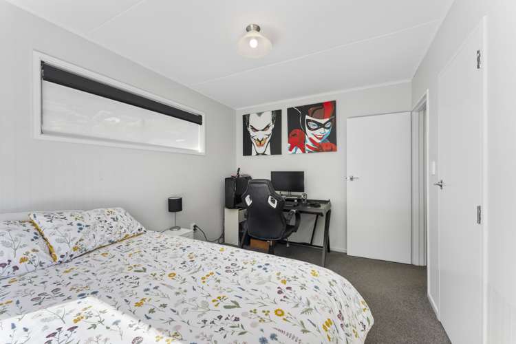 31 Holland Street Wainuiomata_11