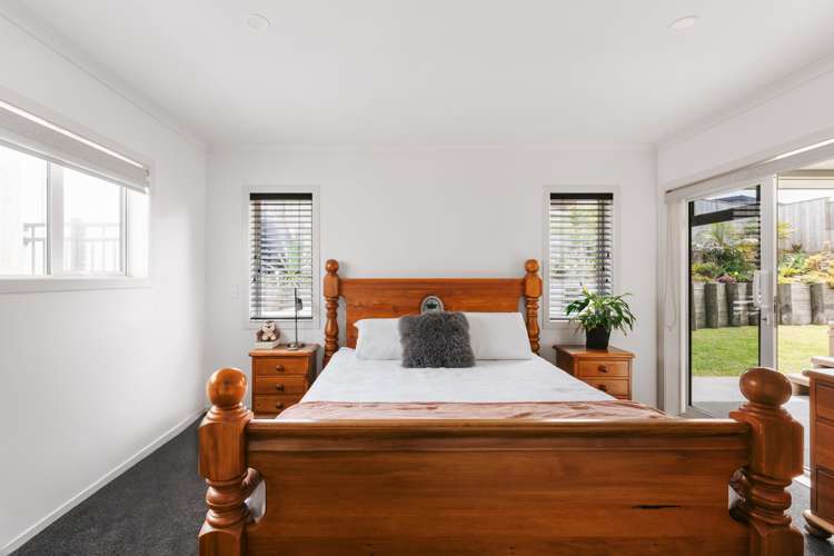 57 Omega Place Coastlands_10