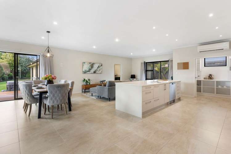 4 Lieshout Way Pukekohe_19