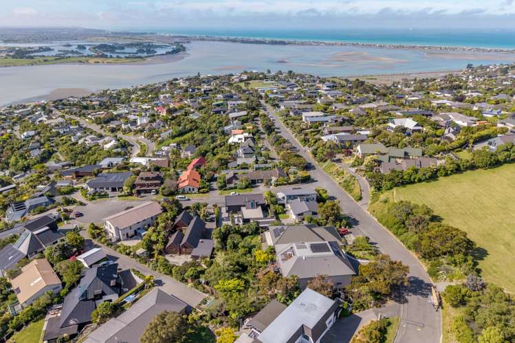 227 Cannon Hill Crescent Mt Pleasant_23