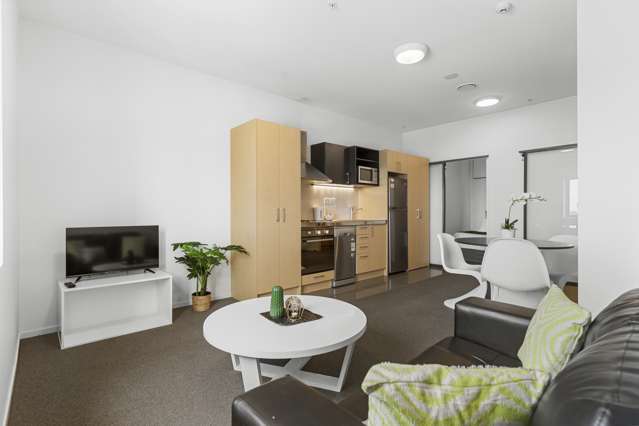 608/17 Putney Way Manukau_1