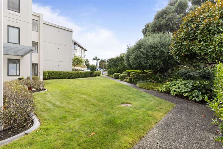 2/73 Anzac Street Takapuna_12
