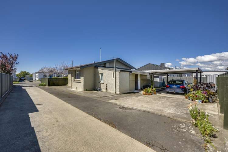 710 Queen Street West Saint Leonards_16