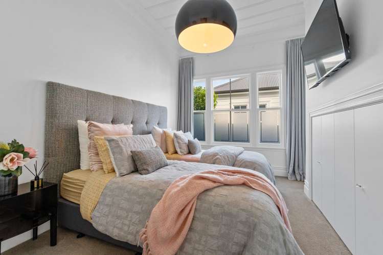 6 Russell Street Stanley Point_17