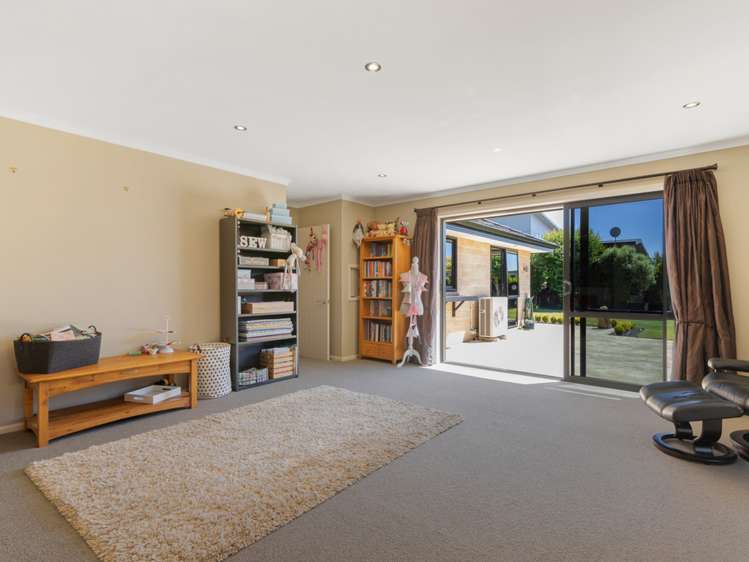 3 Kensington Place Springlands_9
