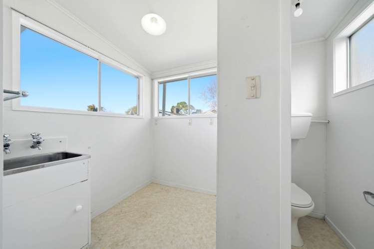 2/34 Lake View Road Takapuna_28
