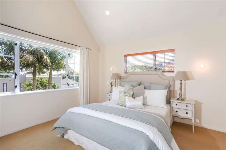 86 Eugenia Rise Totara Heights_10