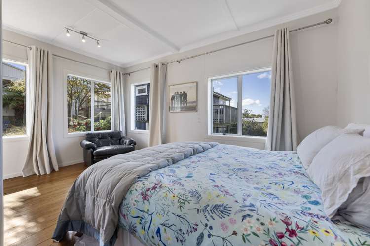 10 Mcintosh Road Brighton_8