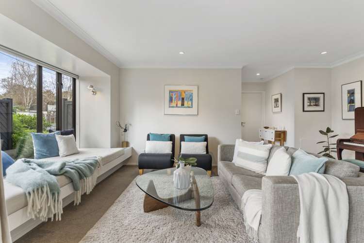 2a Heywood Crescent Epsom_6