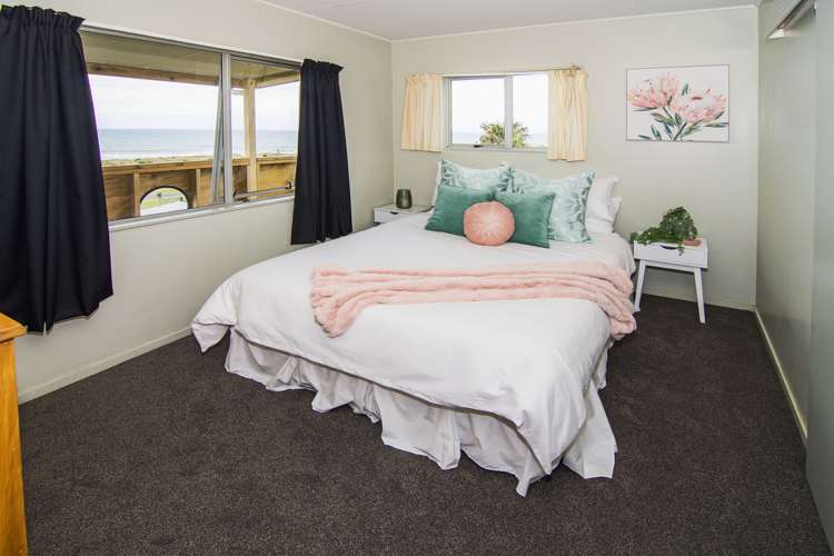 16 Sandy Bay Drive Mataikona_14