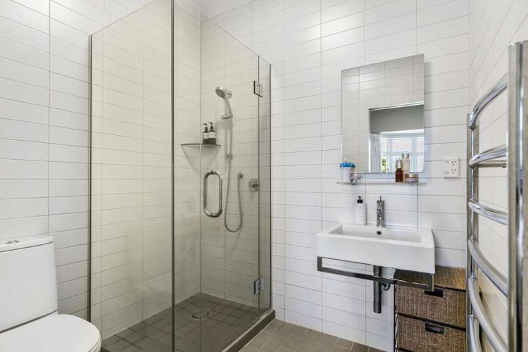 32 Rothsay Road Ngaio_10