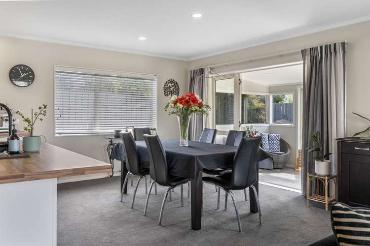 19 Bayfair Drive Mount Maunganui_8