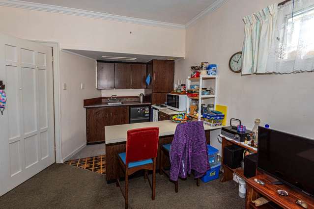 1-4, 6 Dinniss Avenue Kensington_3