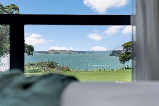 Perfect Start or Stylish Downsize – 300m to Beach