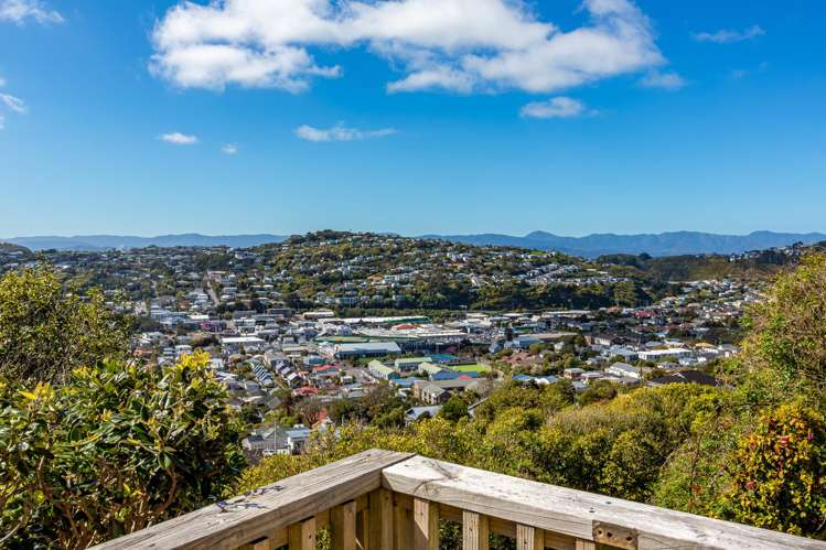 19 Rossport Street Johnsonville_17
