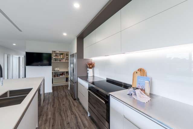 214 Findlay Road Ascot_4