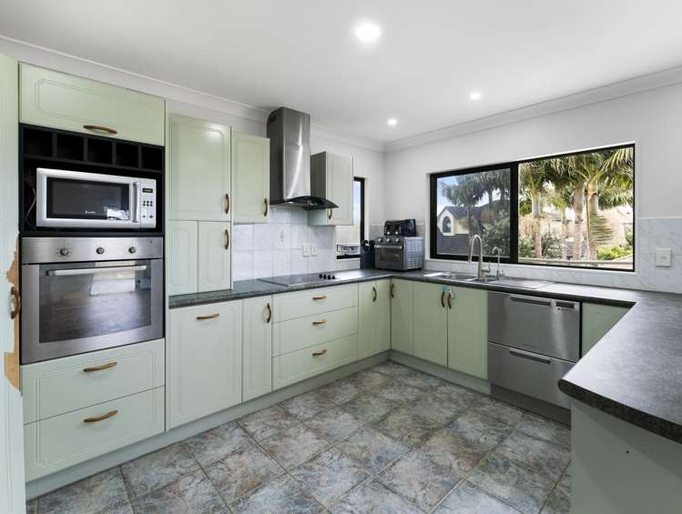 223 Hill Road The Gardens_3