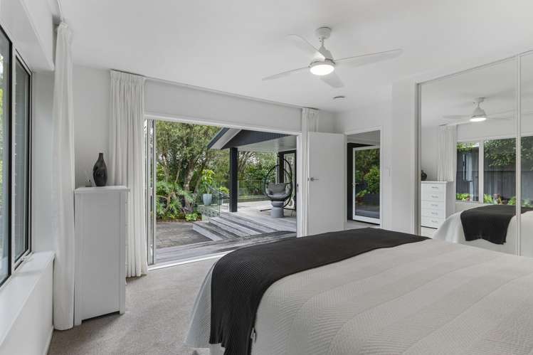 1 Kilduff Place Mairangi Bay_16