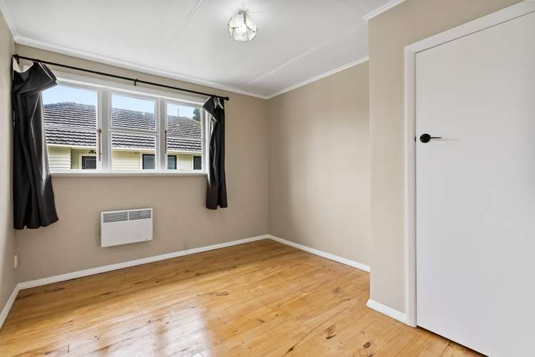 16 Manchester Street Patea_10