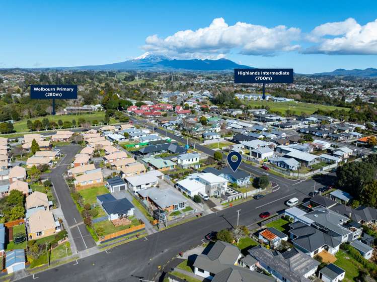 8 Oriental Street Welbourn_38