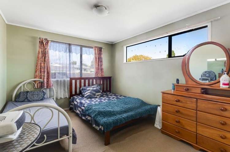 7 Le Havre Place Takanini_13