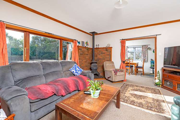 69 Lincoln Road Carterton_12