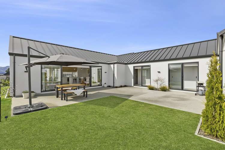 47 Pounamu Avenue Albert Town_15