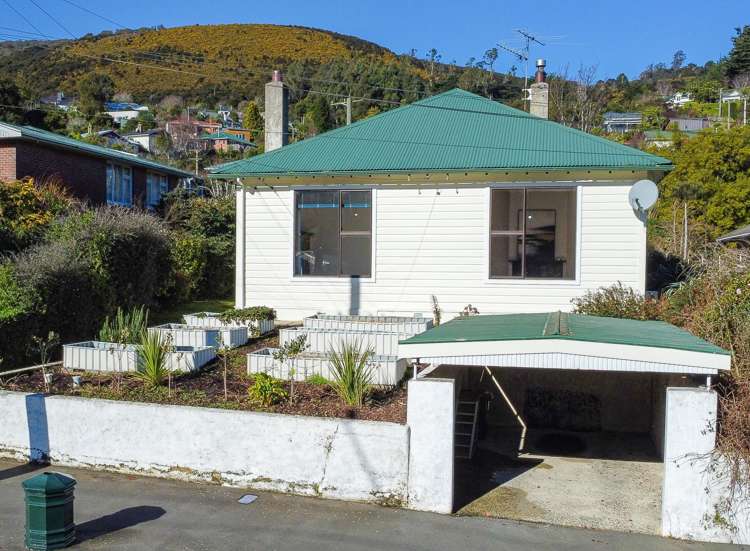 436 North Road North East Valley_12