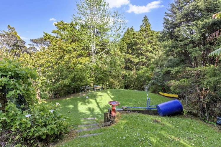 57 Kauri Point Road Laingholm_6