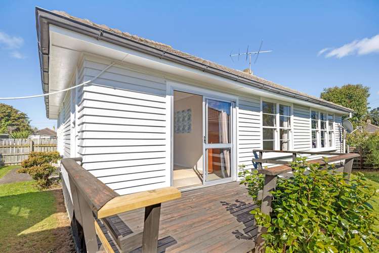 17 Churchill Crescent Te Hapara_17