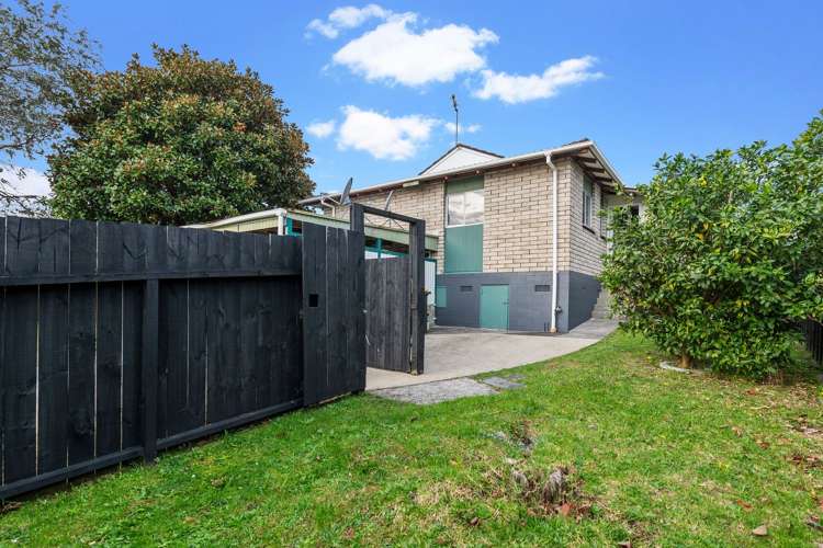 1/11 Udall Place Bucklands Beach_12