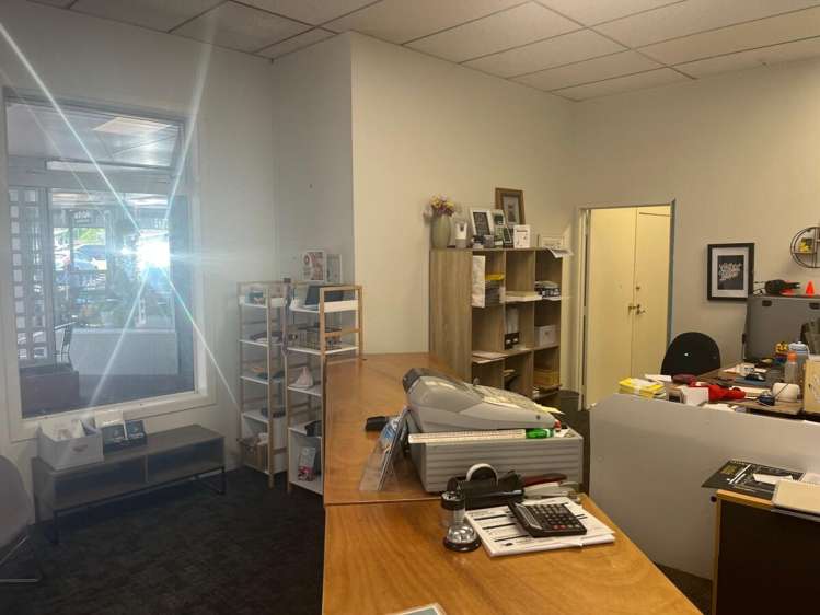 Shop 16 Village Court Havelock North_6