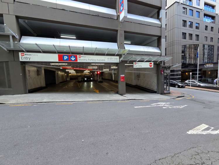 233/76-84 Albert Street City Centre_5