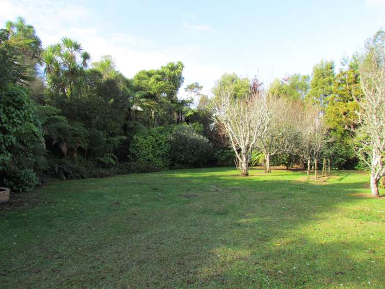 53 Poland Street Waikino_13