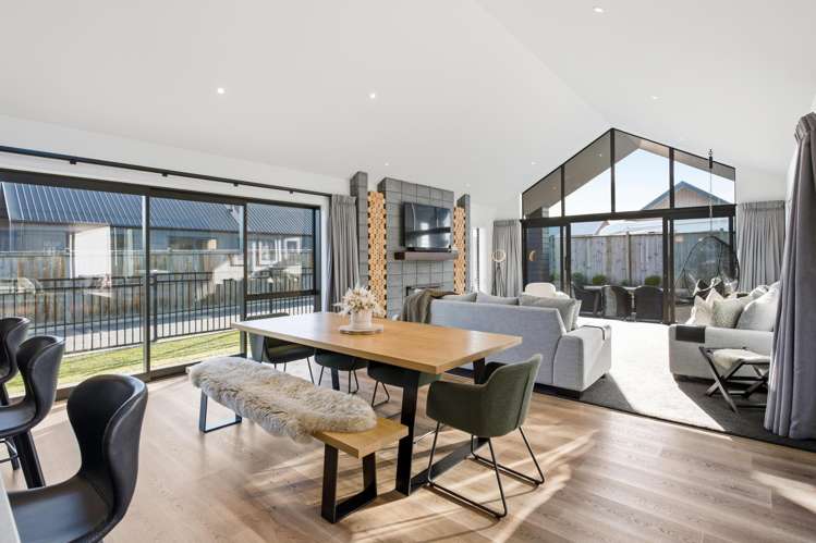 16 Three Kings Court Outram_3