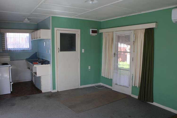 38b Robinson Avenue Holdens Bay_4