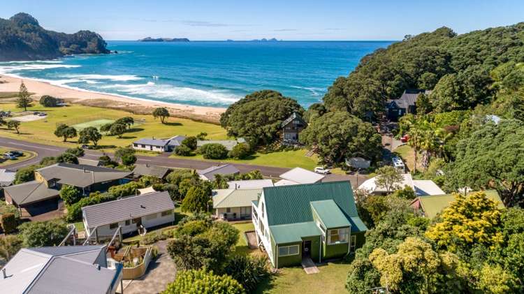 323 Onemana Drive Onemana_20