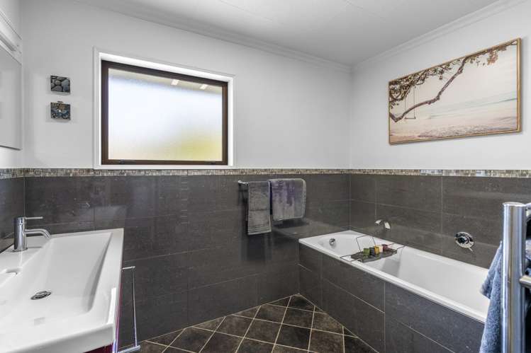 53 Kakapo Street Waikiwi_13