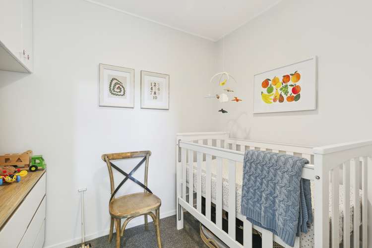 4/9 Broderick Road Johnsonville_12