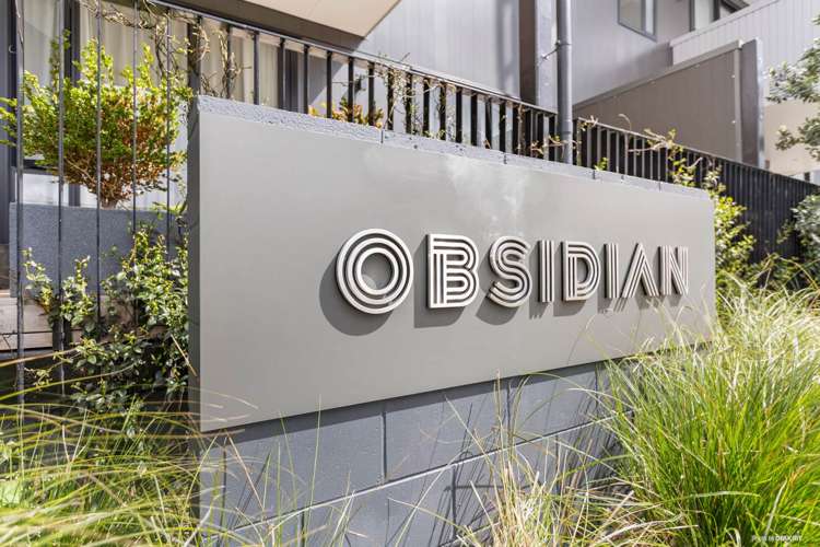 211/1 Kimiora Street Three Kings_10