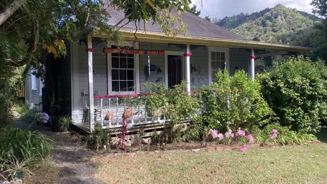 Old World Charm in Beautiful Totara North