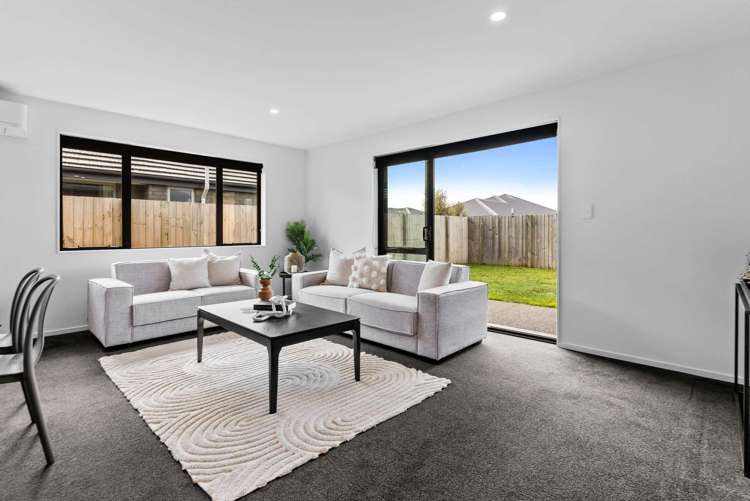 4 Shrimpton Avenue Woodend_11
